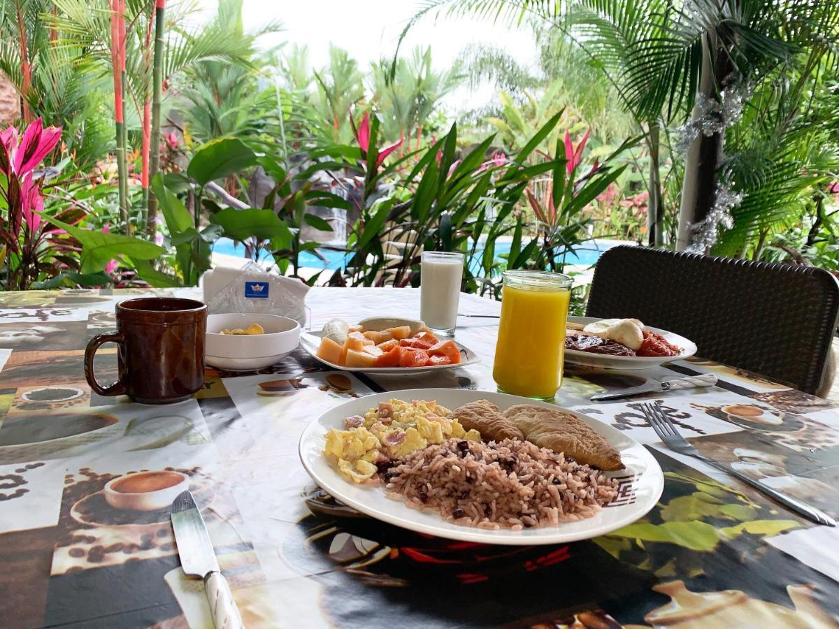 Aunty Arenal Lodge La Fortuna Zewnętrze zdjęcie